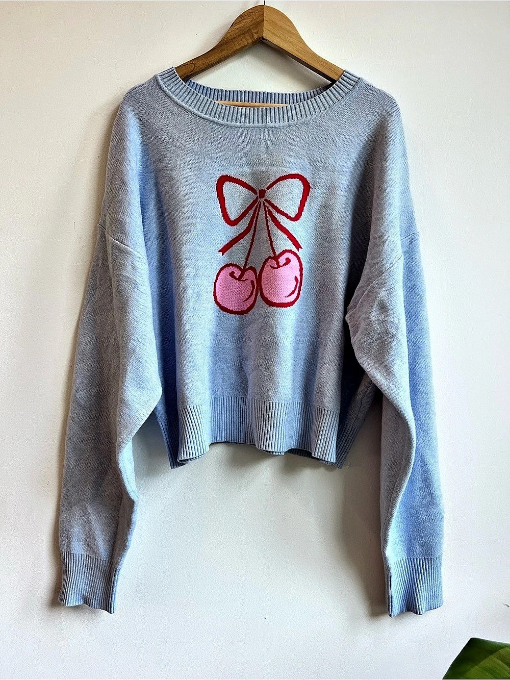 No Boundaries Cherry Graphic Crewneck cropped Sweater in Blue Youth XL 16/18